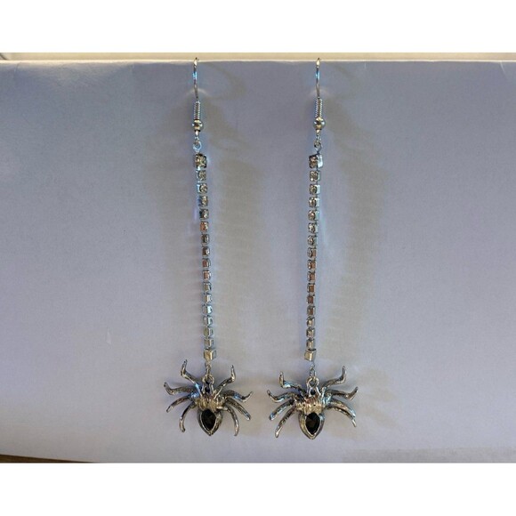 Earrings Spider Dangle Rhinestone & Black Body Goth Halloween Spooky Scary Witch - Picture 3 of 5